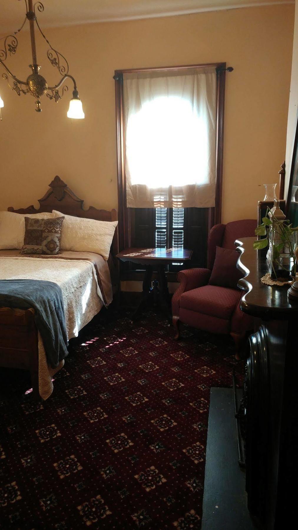 The Mitchell House Bed And Breakfast Circleville Exteriör bild